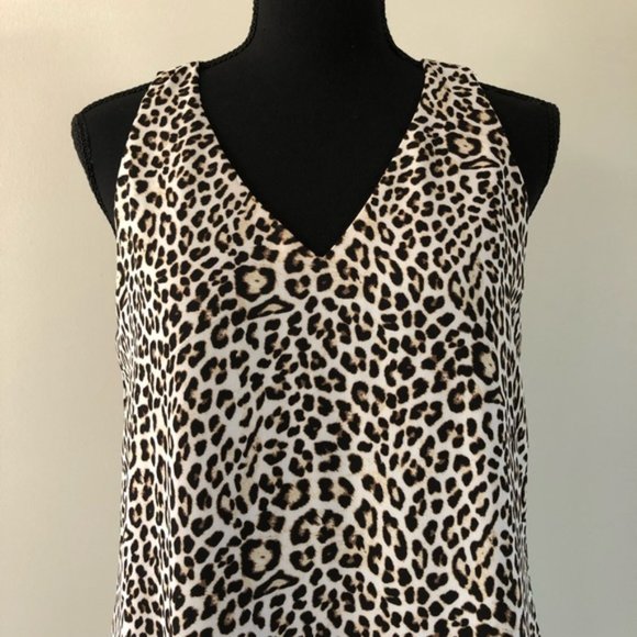 Womens Zac & Rachel V neck Asymmetrical Leopard print sleeveless top size S - Picture 3 of 10